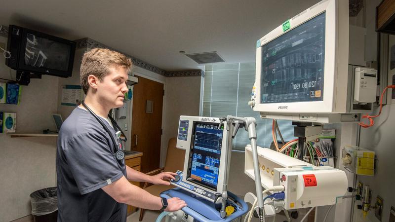 CoARC Recognizes University of Mary's/CHI St. Alexius Health’s Respiratory Therapy (MS) program with The President’s Award for Excellence in Credentialing Success